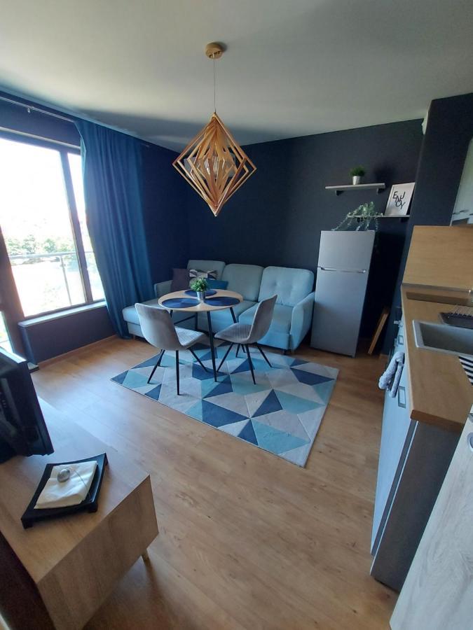 Grey Apartment Varna Exteriör bild